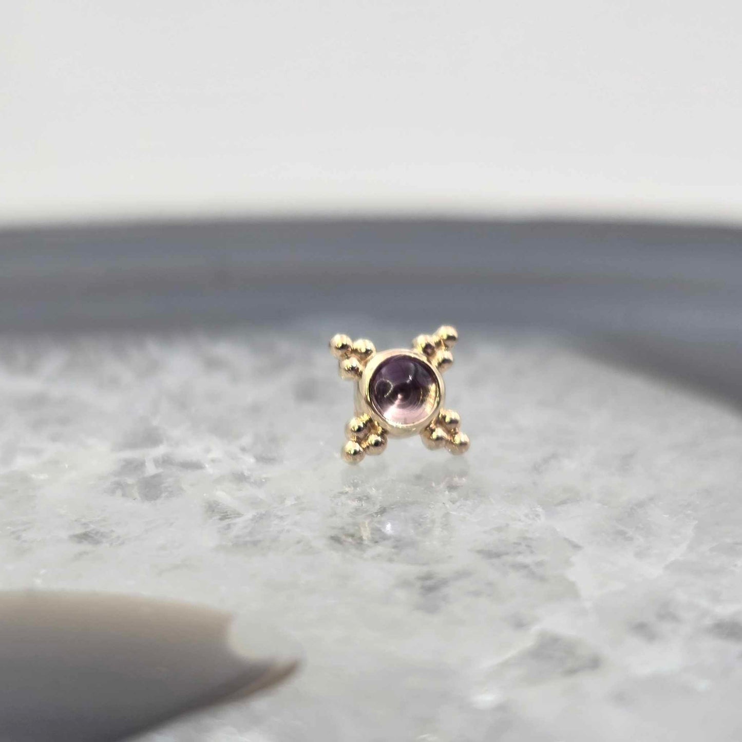 14k Gold Alice Threadless End